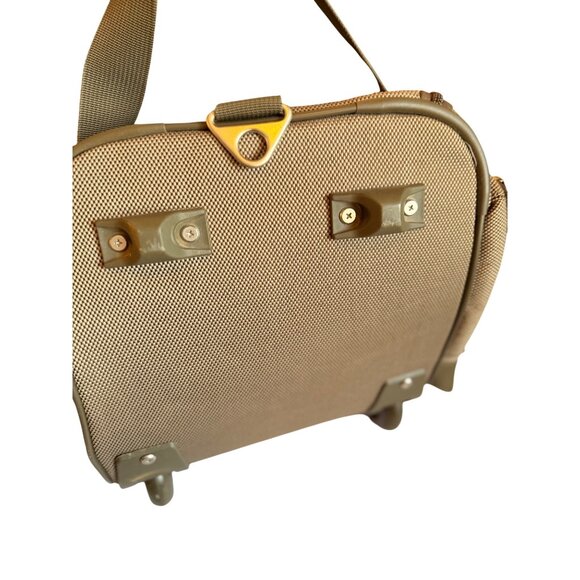 Dockers Beige Rolling Duffel Bag With Telescopic Handle & Multiple Compartments - Picture 14 of 16